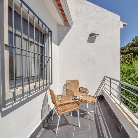 White Star Villa