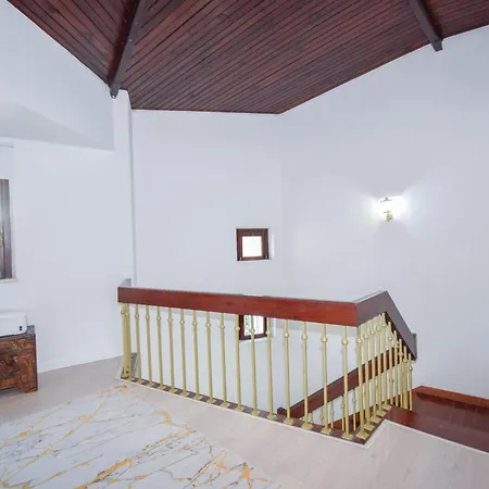 White Star Βίλα Εστορίλ