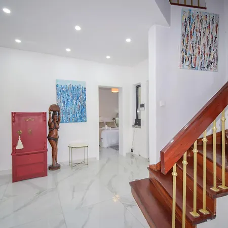 White Star Εστορίλ