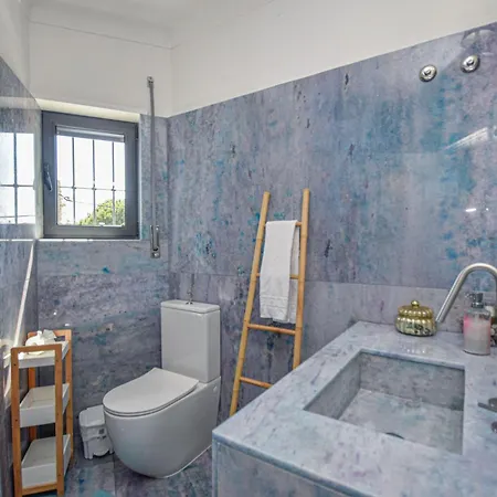 Βίλα White Star *